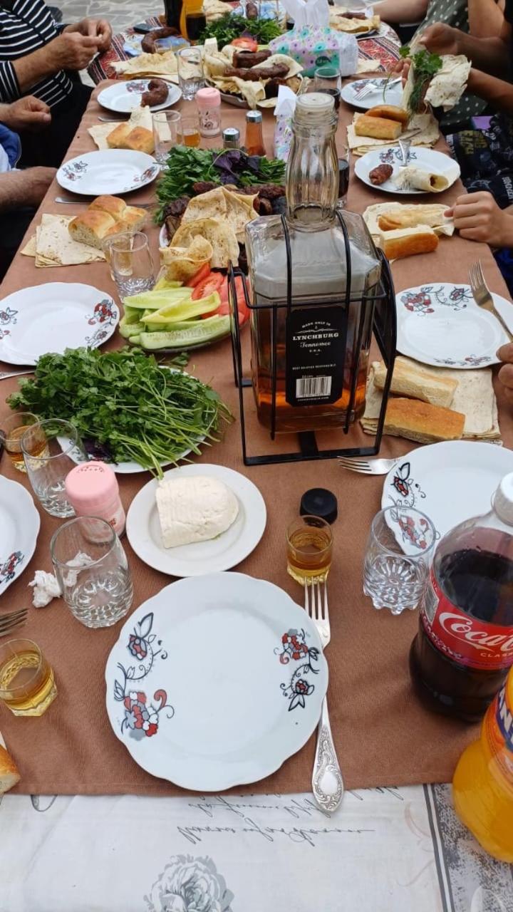 Ana-Maria Bnb Bed & Breakfast Tat'ev Eksteriør bilde
